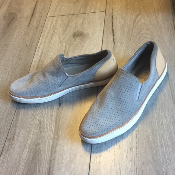 UGG Adler Perf sneakers size 9.5 - Picture 3 of 8